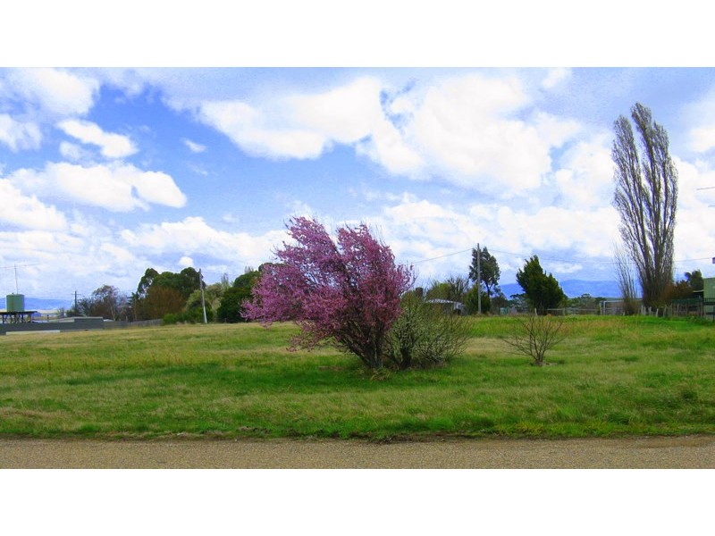 5-9  Young Street, Benambra VIC 3900