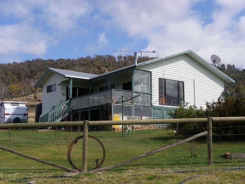 312 Omeo Valley Road, Omeo VIC 3898