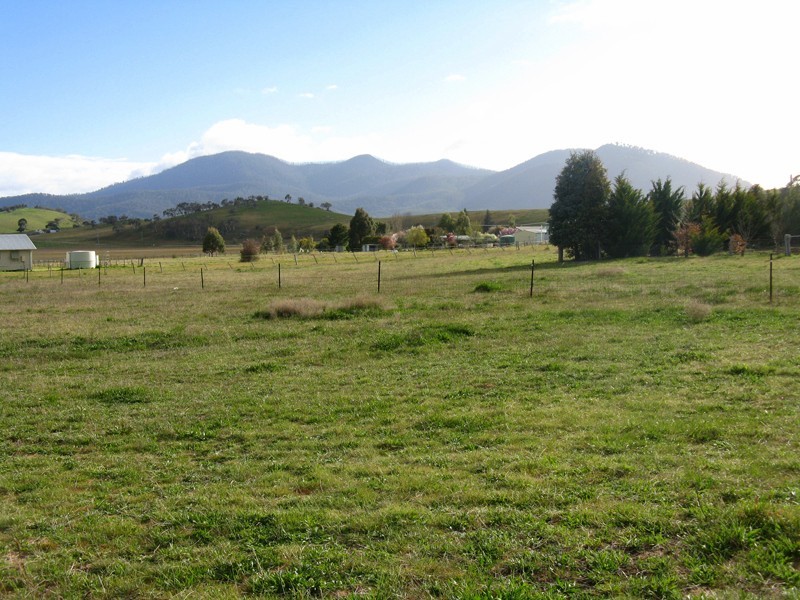 Lot 5 MacFarlane Street, Benambra VIC 3900