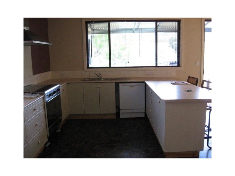 96 Day Avenue, Omeo VIC 3898