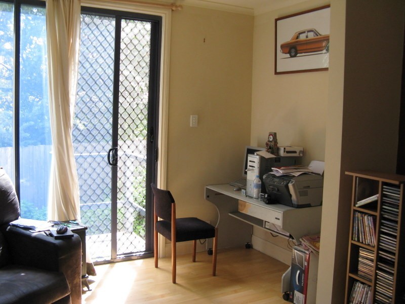 96 Day Avenue, Omeo VIC 3898