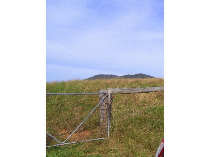 15 Racecourse Road Via Omeo, Benambra VIC 3900