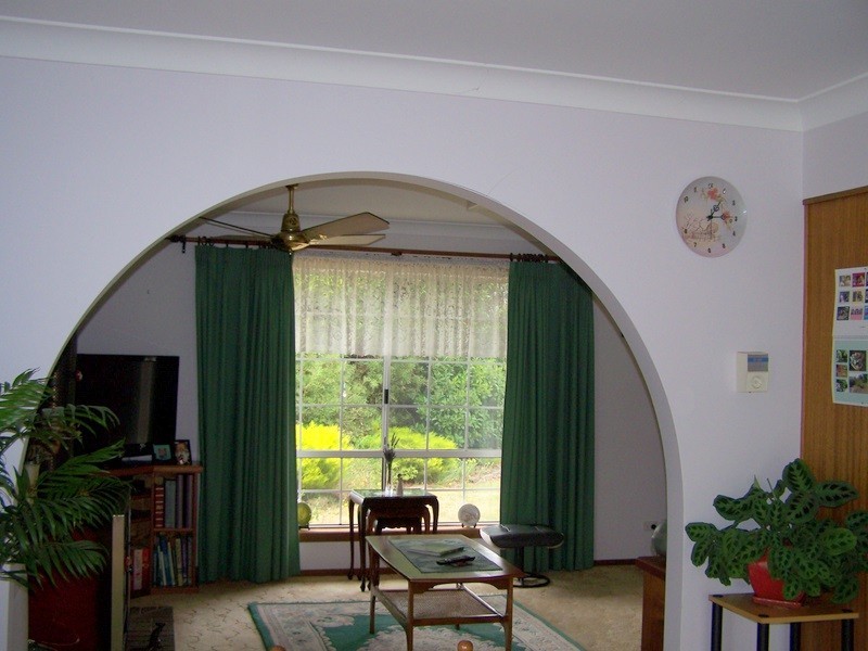 92 Day Avenue, Omeo VIC 3898