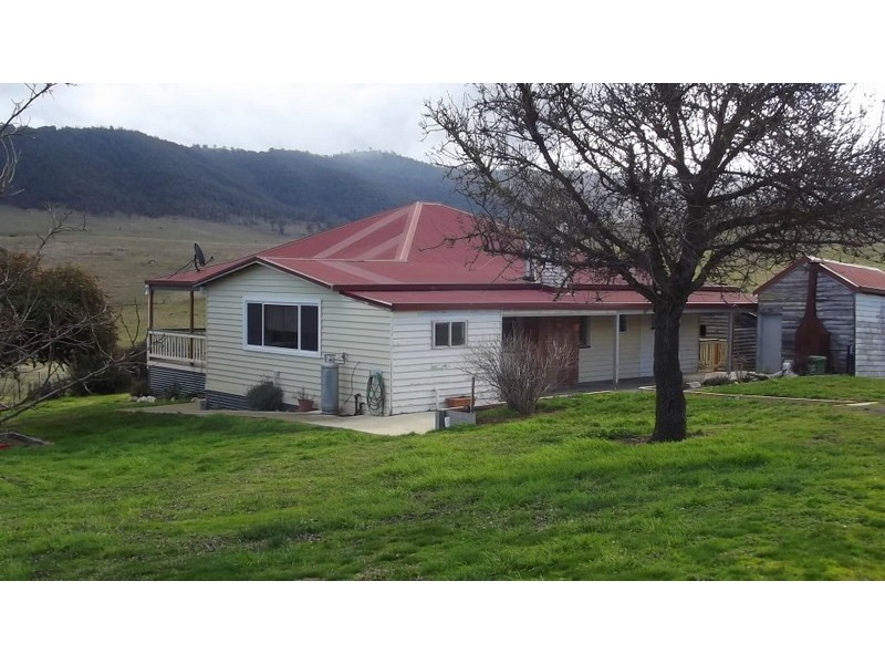 115 Parish Boundary Road, Omeo VIC 3898