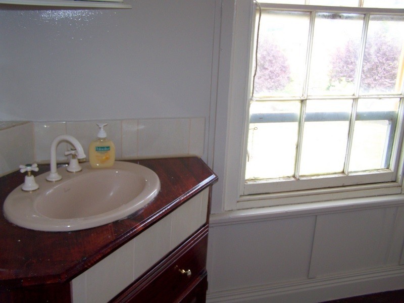 111 Day Avenue, Omeo VIC 3898