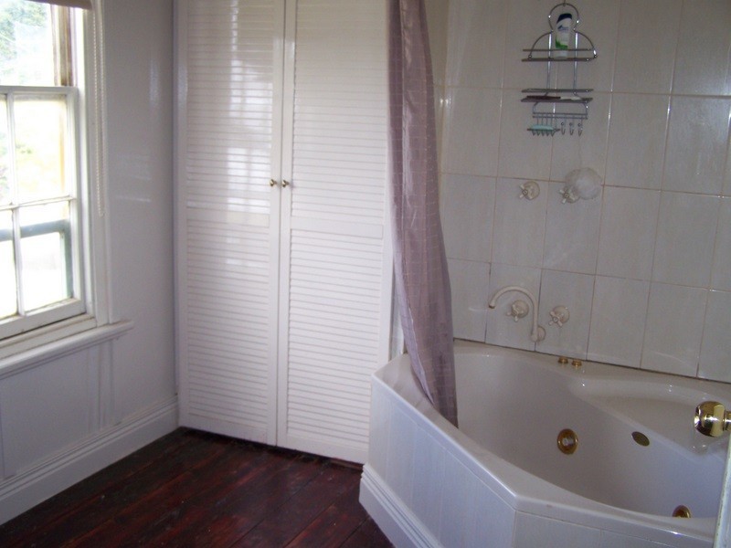 111 Day Avenue, Omeo VIC 3898