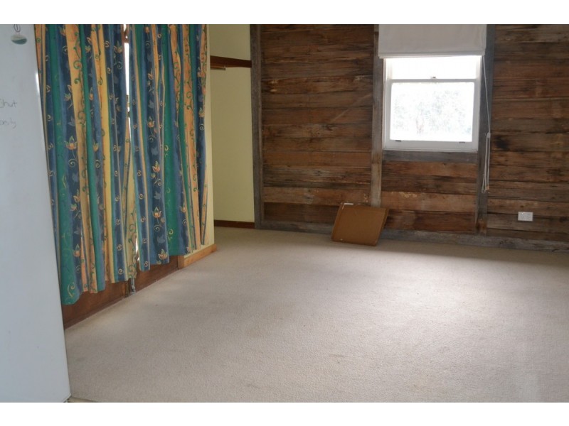 192 Day Avenue, Omeo VIC 3898