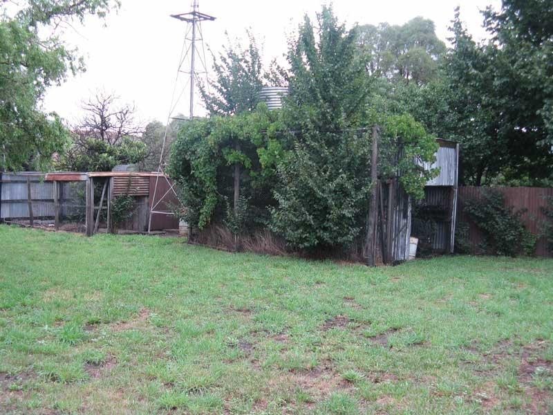 12 Young Street, Benambra VIC 3900