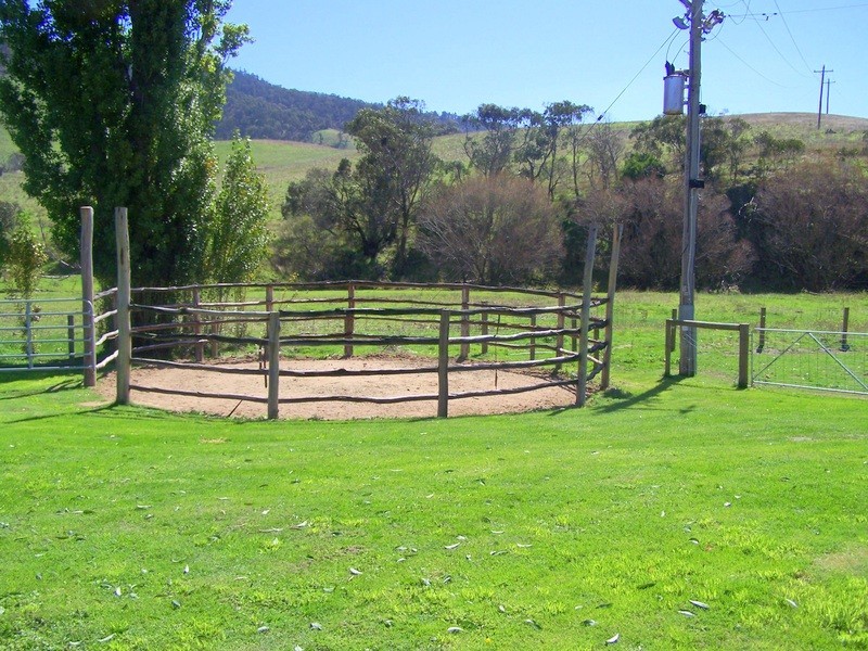 353 Omeo Highway, Omeo VIC 3898