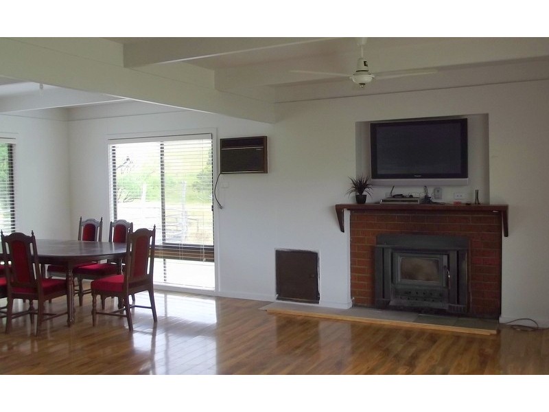 353 Omeo Highway, Omeo VIC 3898