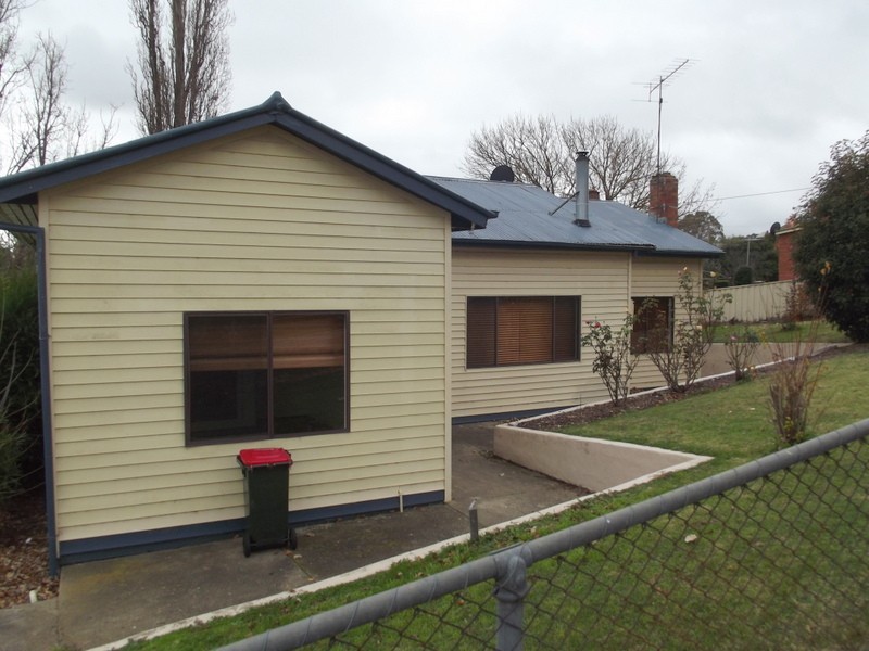 9 Sebastopol Hill Road, Omeo VIC 3898