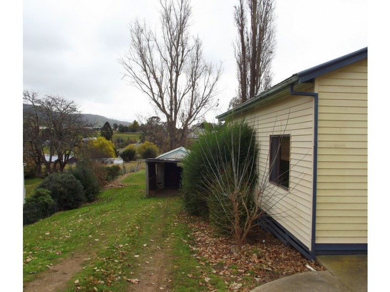 9 Sebastopol Hill Road, Omeo VIC 3898