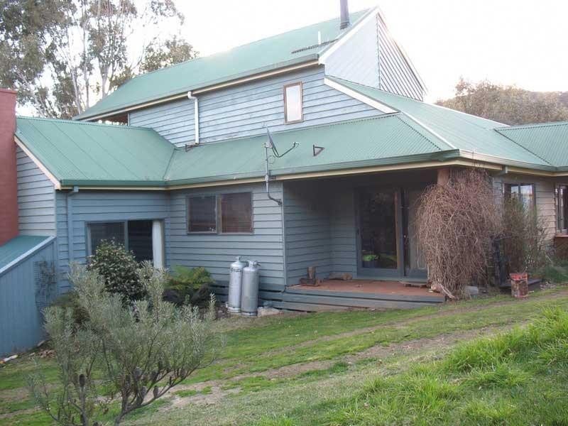 4 Sebastopol Hill Road, Omeo VIC 3898