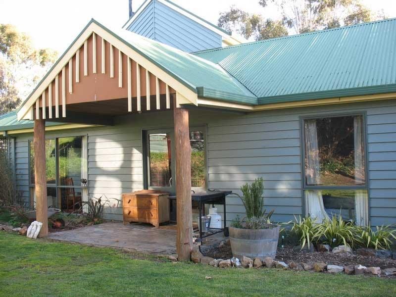 4 Sebastopol Hill Road, Omeo VIC 3898