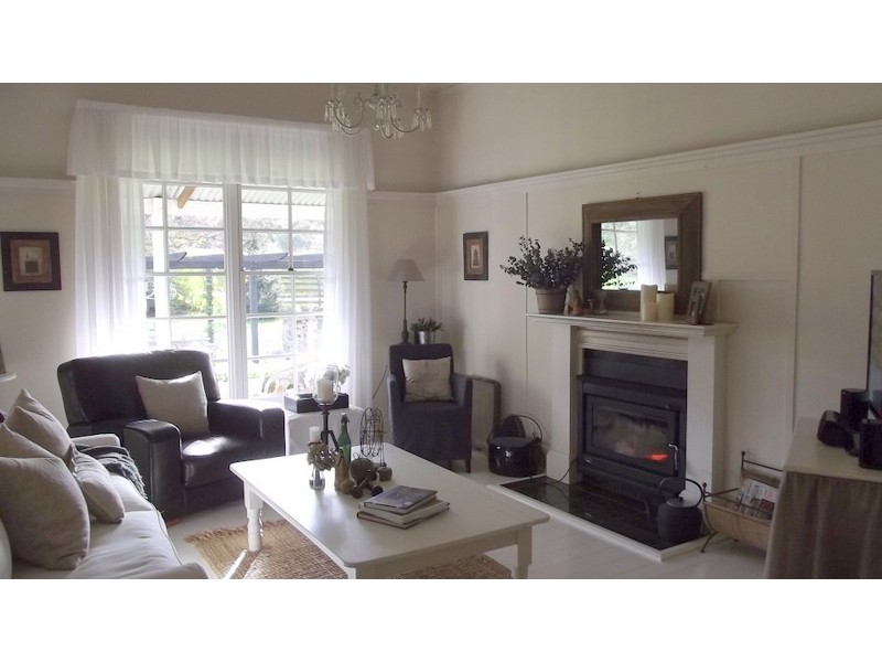 1 Day Avenue, Omeo VIC 3898