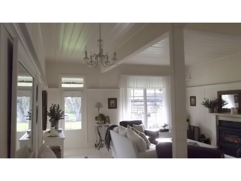 1 Day Avenue, Omeo VIC 3898