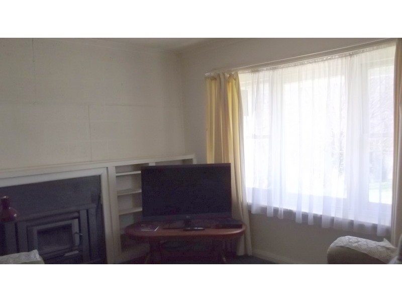 17 Cooper Street, Omeo VIC 3898