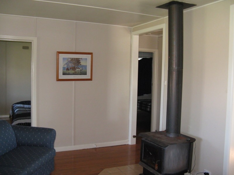 25 Foster Street, Benambra VIC 3900