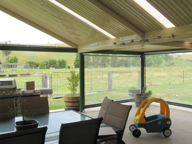 52 Omeo Valley Road, Omeo VIC 3898