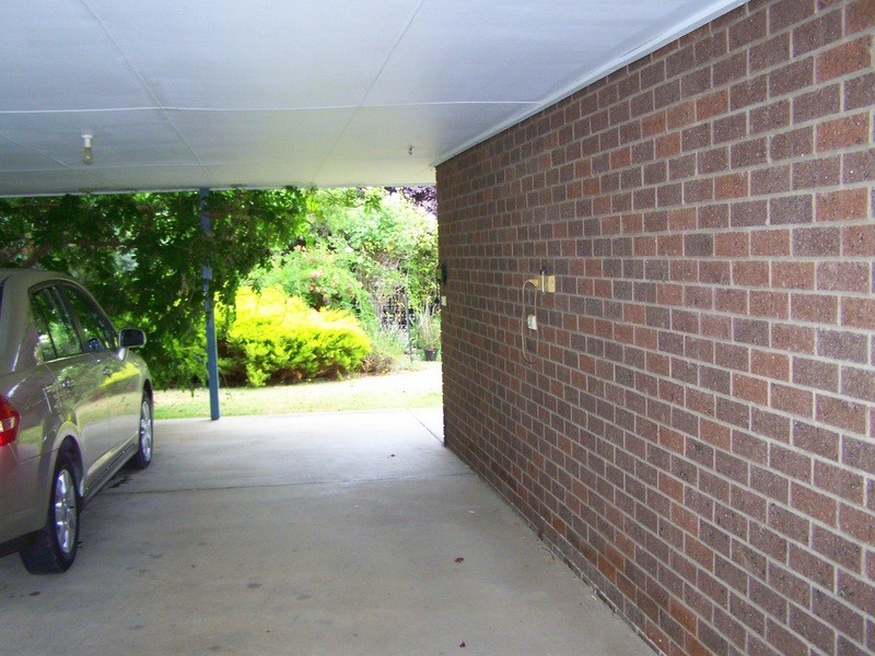 92 Day Avenue, Omeo VIC 3898