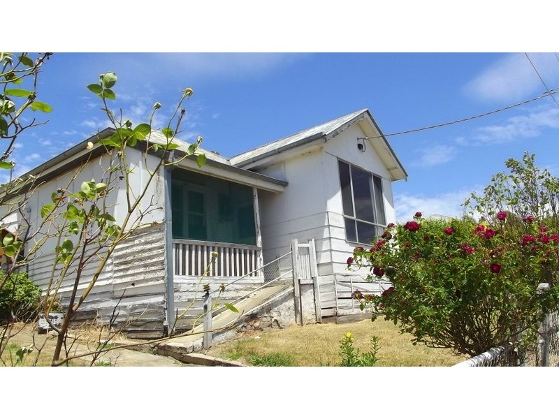 9 Camp Street, Omeo VIC 3898