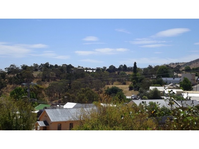 9 Camp Street, Omeo VIC 3898