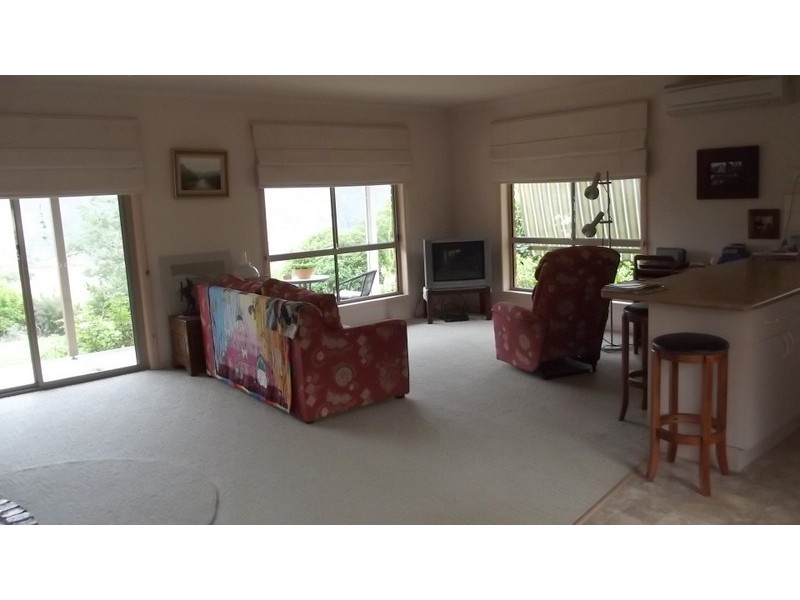 76 Sebastopol Hill Road, Omeo VIC 3898