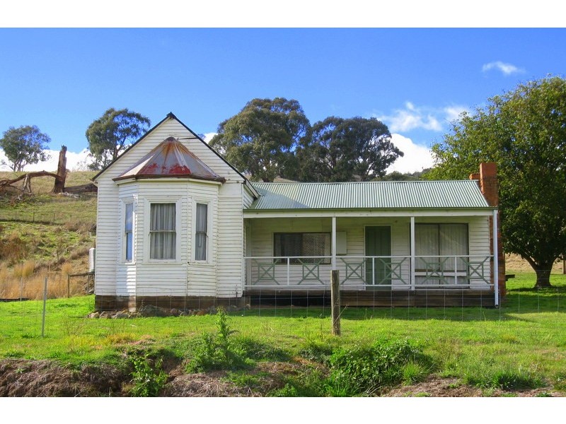 228 Omeo Highway, Omeo VIC 3898
