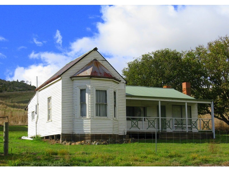 228 Omeo Highway, Omeo VIC 3898