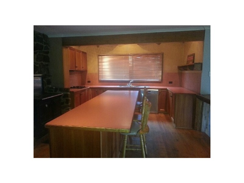 4 Sebastopol Hill Road, Omeo VIC 3898