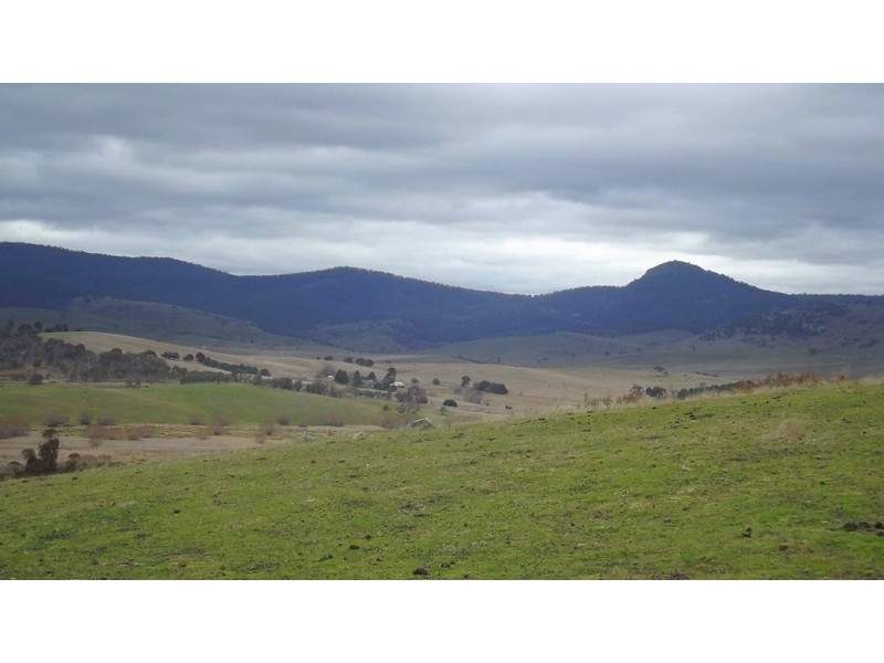 279 McKinnons Road, Benambra VIC 3900