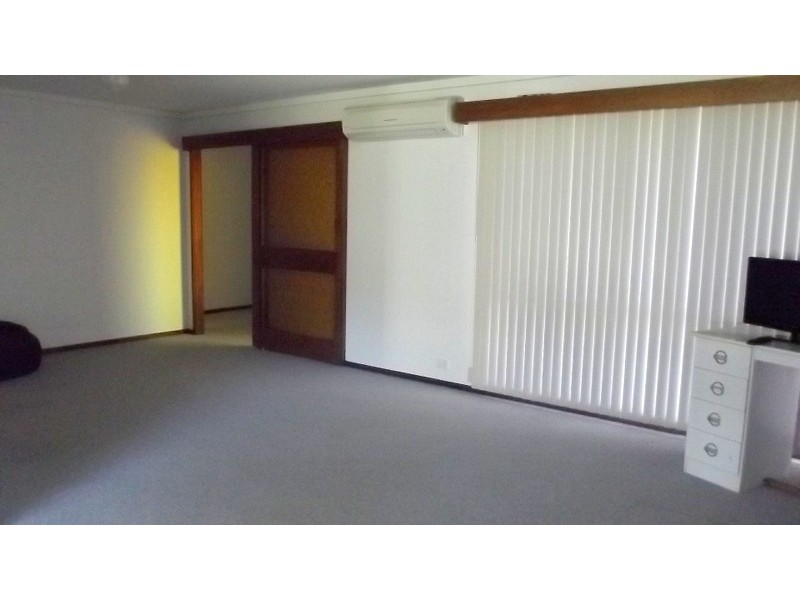 13 Crisp Street, Omeo VIC 3898