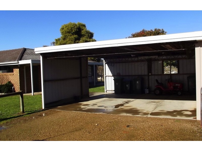 13 Crisp Street, Omeo VIC 3898