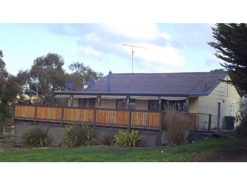 8 Hankshaw Hill Road, Omeo VIC 3898