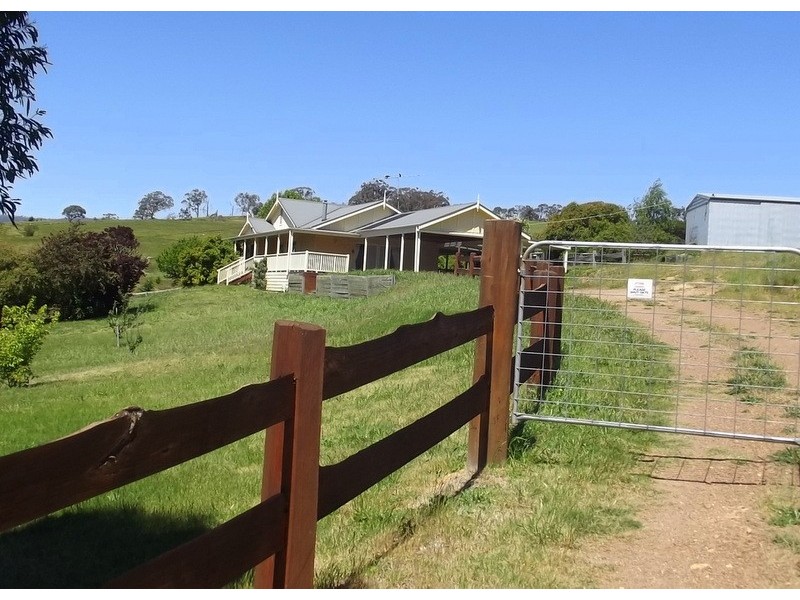 235 Day Avenue, Omeo VIC 3898