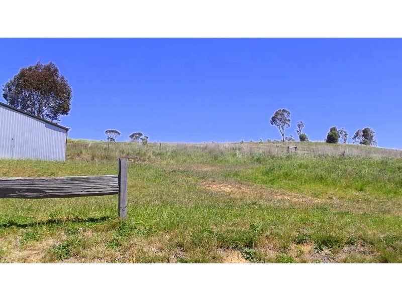 235 Day Avenue, Omeo VIC 3898