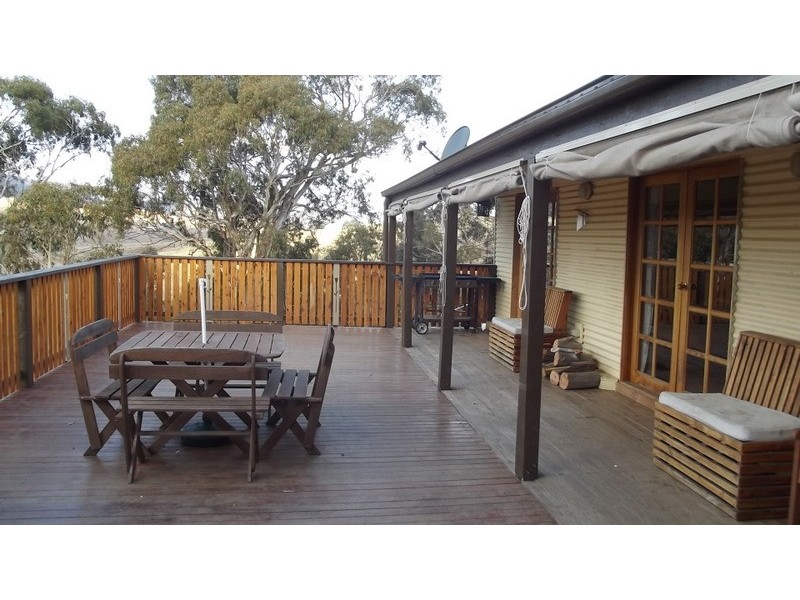 8 Hankshaw Hill Road, Omeo VIC 3898