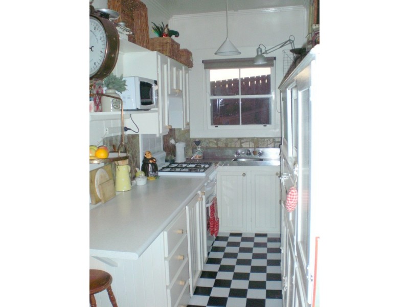 12 Bilton Street, Omeo VIC 3898