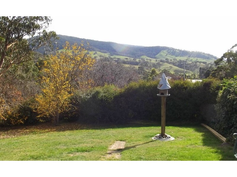 12 Bilton Street, Omeo VIC 3898