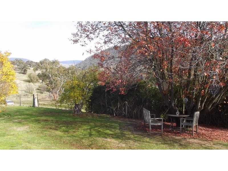 12 Bilton Street, Omeo VIC 3898