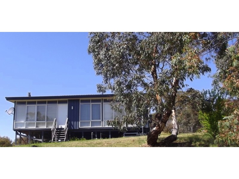 55 Day Avenue, Omeo VIC 3898