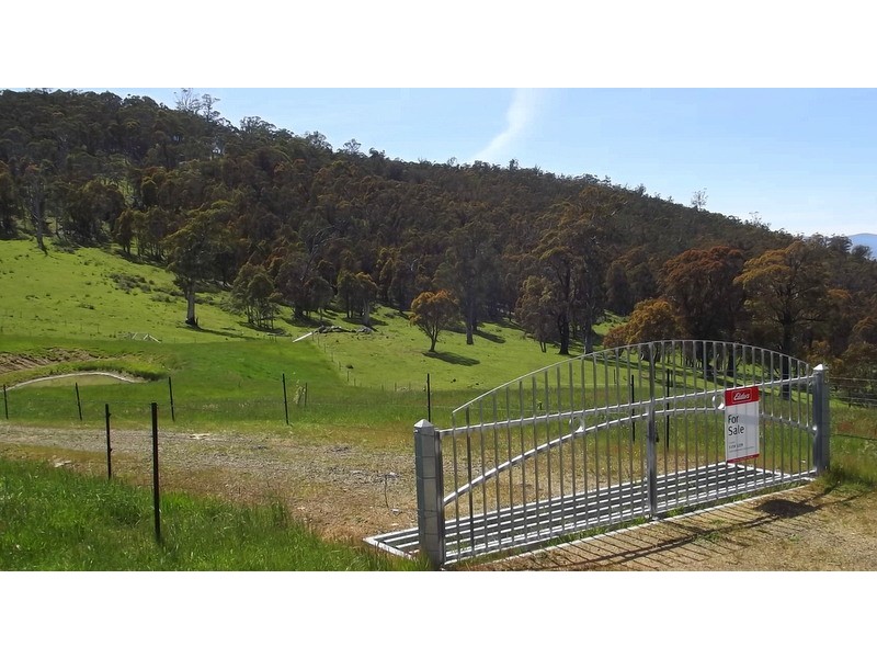 300 High Forest Road, Cobungra VIC 3898