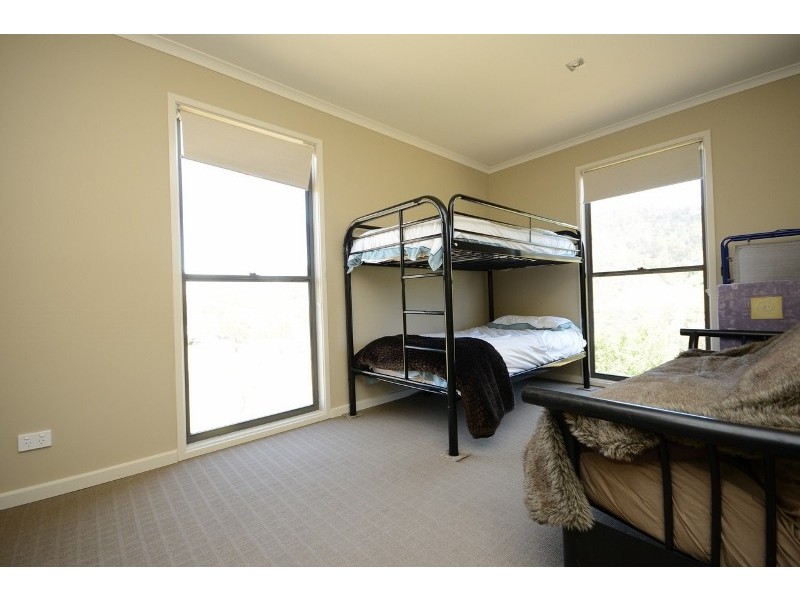 19 Brumley Street, Omeo VIC 3898