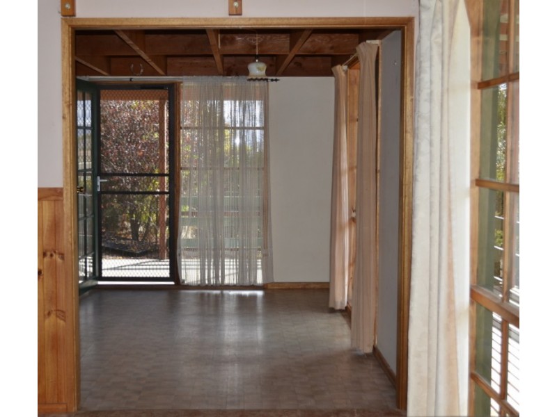 13 McCOY STREET, Omeo VIC 3898