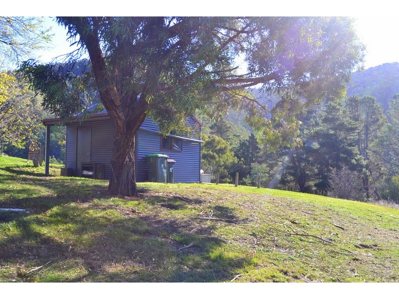 274 Day Avenue, Omeo VIC 3898