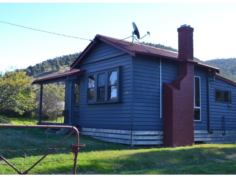 274 Day Avenue, Omeo VIC 3898