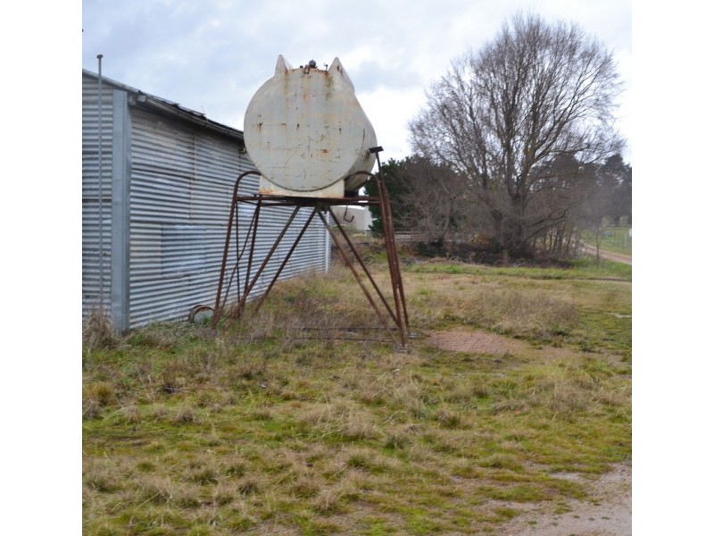 67 Foster Street, Benambra VIC 3900