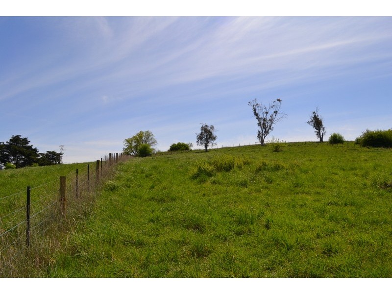 61 McFarlane Street, Benambra VIC 3900