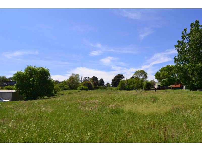 137 Day Avenue, Omeo VIC 3898