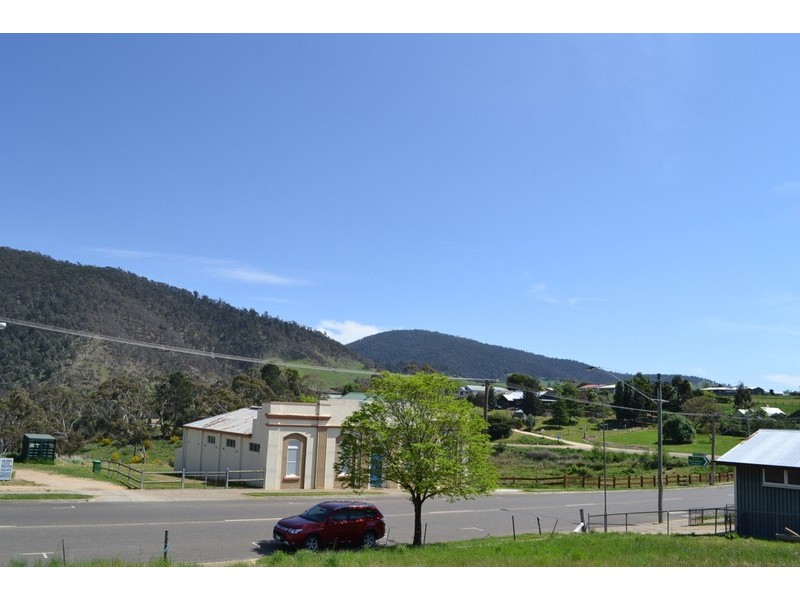 137 Day Avenue, Omeo VIC 3898